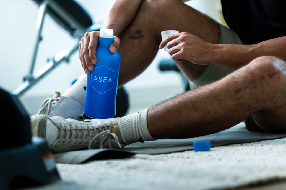 Fueling your body with the right nutrients and supplements for muscle recovery gives your muscles the energy they need to rebuild stronger muscle and recover faster from intense workouts.