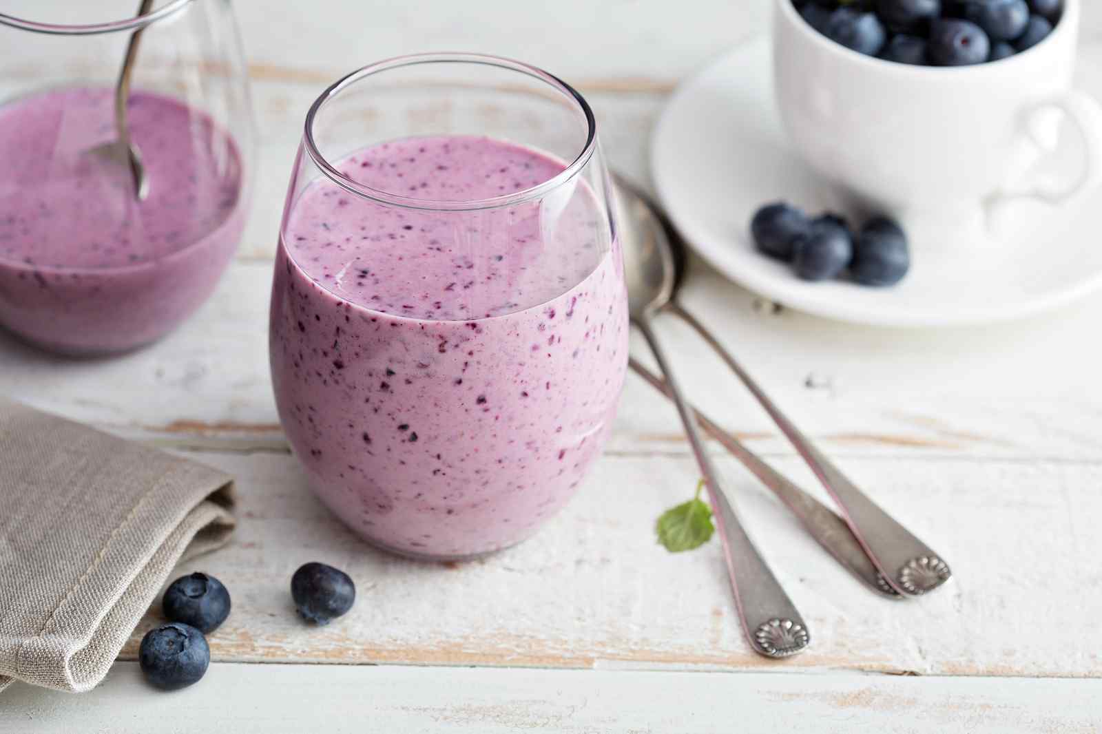 This simple Post-Workout Recovery smoothie brings together powerful, plant-based ingredients that naturally support your body’s balance and recovery.