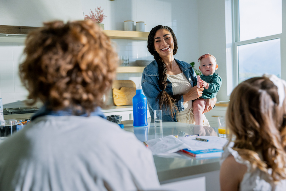 Unlike other supplement companies, ASEA is committed to providing filler-free products that better lives. One common question we receive is whether ASEA Redox contains silicon dioxide. ASEA Redox is proudly free of silicon dioxide and other additives.