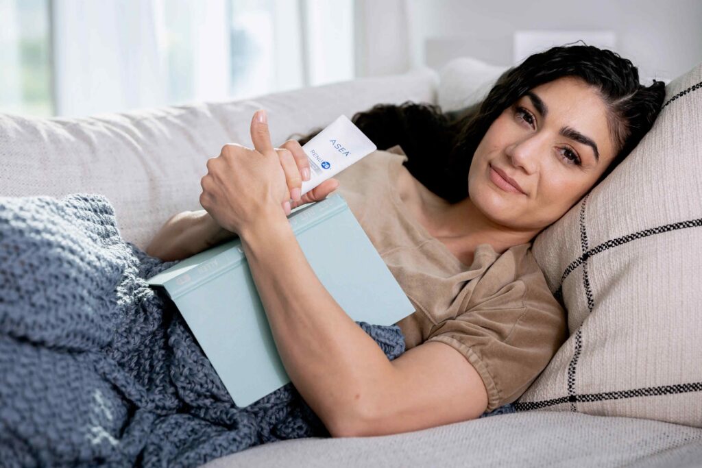 Although skincare gels and creams may serve similar purposes, gels are often a better choice if you value speed of absorption or hydration delivered in a way that feels instantly refreshing and light.