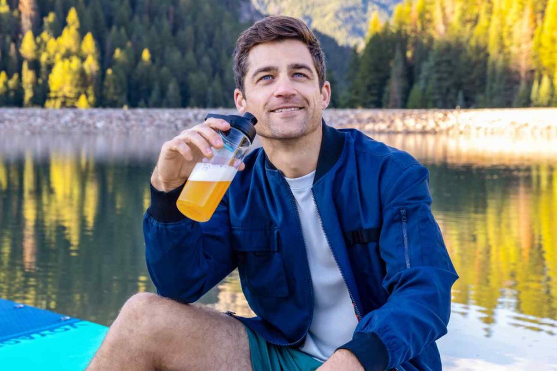 A well-formulated natural mood booster works with the body’s existing systems, encouraging equilibrium instead of artificial highs. Drinkable supplements designed for stress support aim to provide sustained emotional balance.