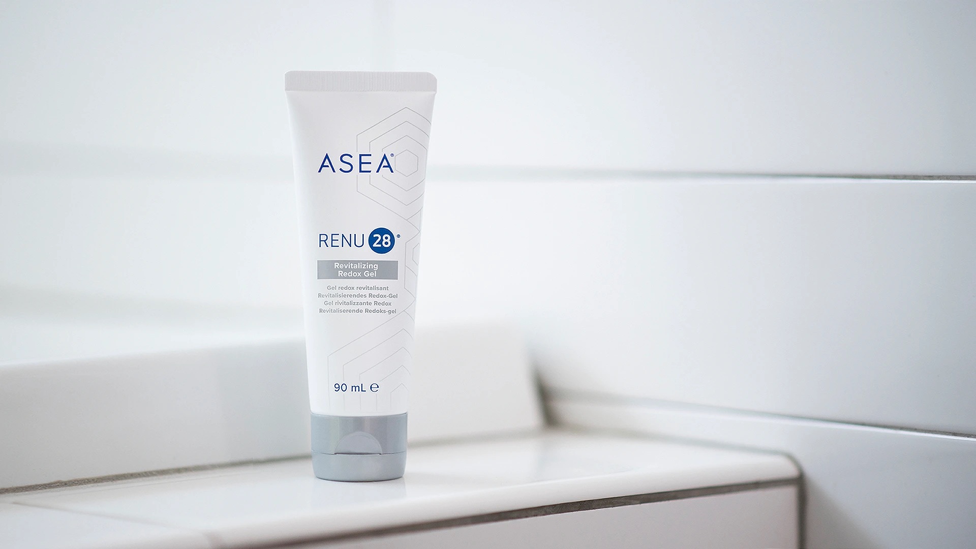 ASEA RENU28 Revitalizing Redox Gel als dermatologisch getestete Hautpflege zur Unterstützung der Hautregeneration