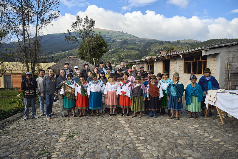 ASEA Advancing Life Foundation volunteers and local community members gathered together in Ecuador to support sustainable humanitarian and community development initiatives.
